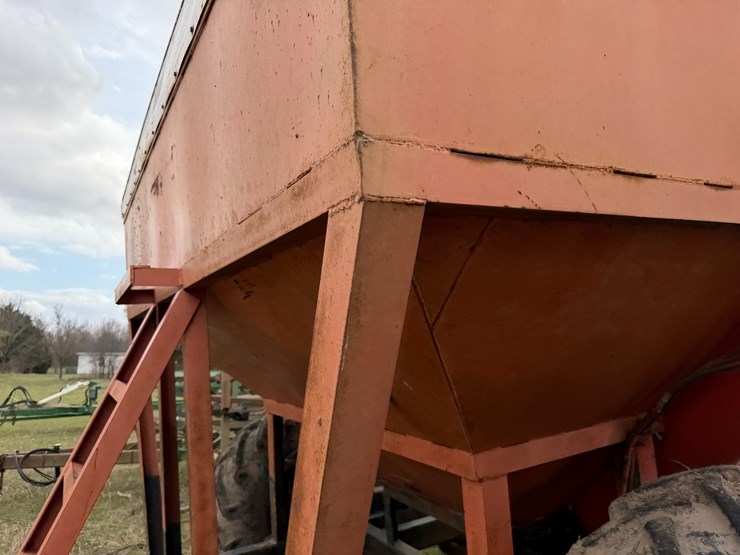 #41025-•-dennis-grain-cart-image-28