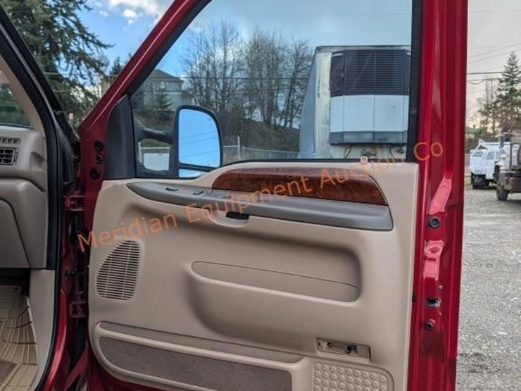 2000-ford-excursion-limited-image-39