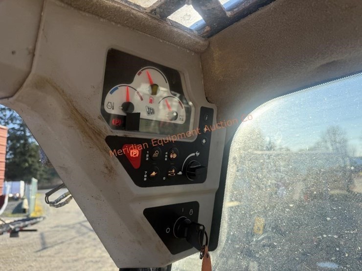 2012-jcb-260-eco-image-38