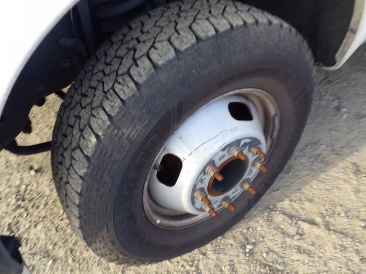 2016-ford-f350-image-13