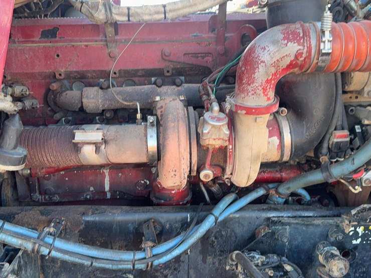 2004-kenworth-w900-image-15