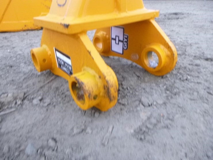 caterpillar-303-image-5