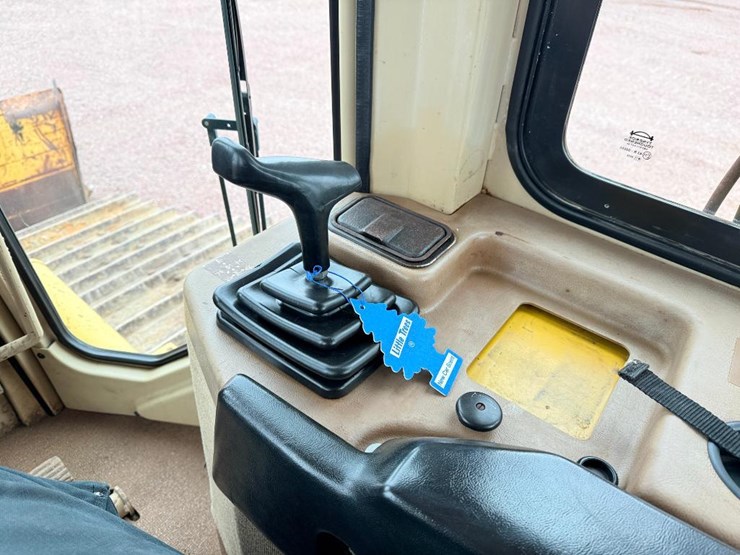 caterpillar-d6m-lgp-image-52