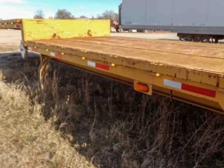 1998-neville-trailer-image-13