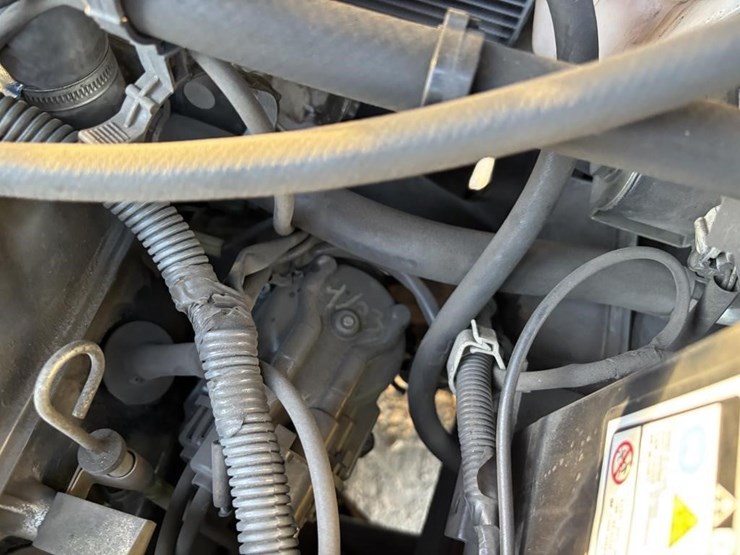 2004-toyota-7fgcu15-image-35