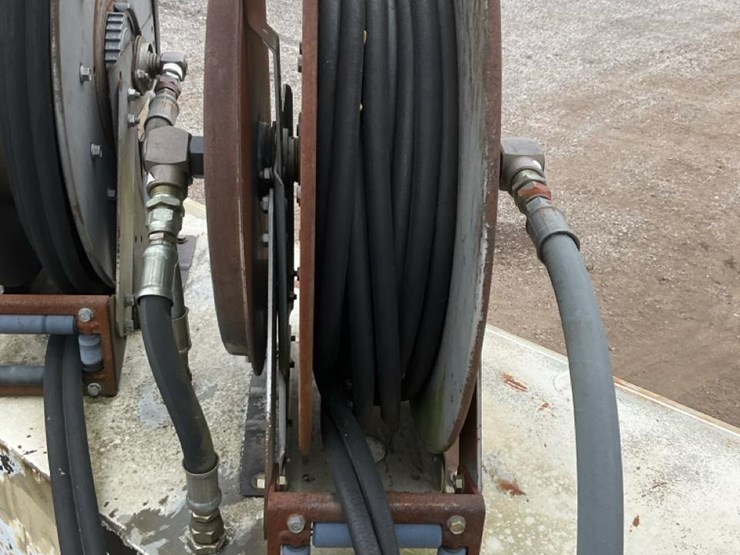 2014-international-7300-image-72