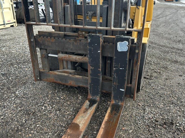 caterpillar-gc70k-image-11