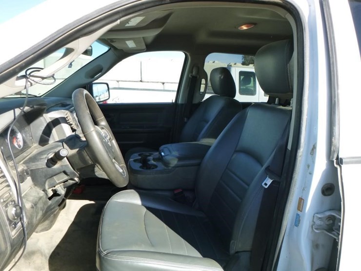 2014-dodge-1500-image-10