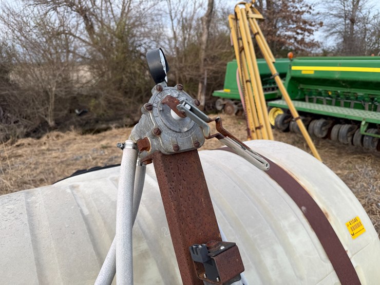 #41046-•-42'-250-gallon-3pt-sprayer-image-32