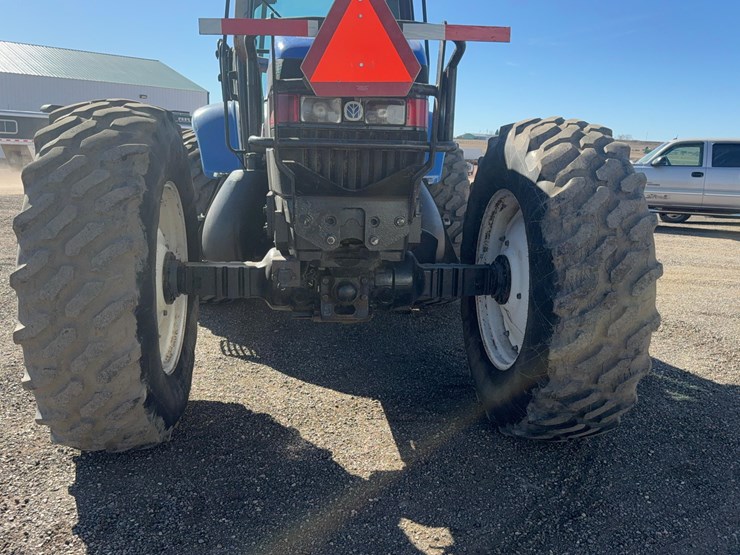 2007-new-holland-tv145-image-4