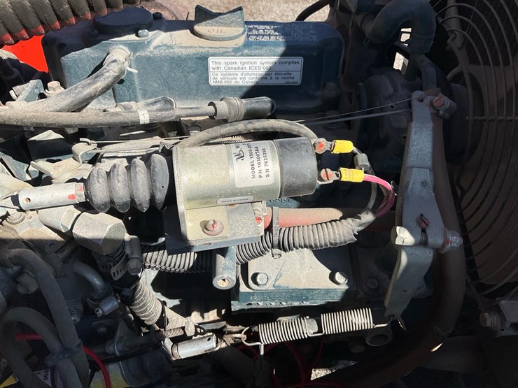 2015-skyjack-sj7135rt-image-24