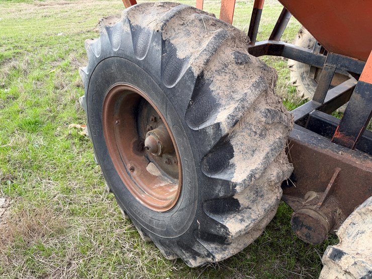 #41025-•-dennis-grain-cart-image-12