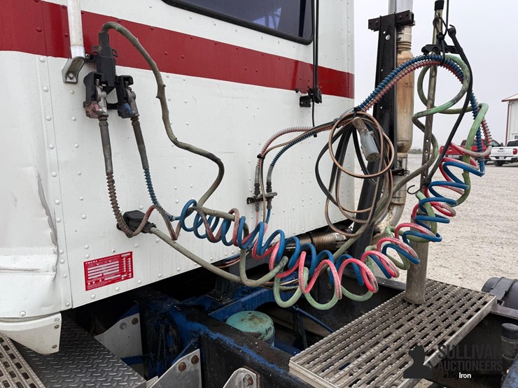 1993-international-9400-image-17