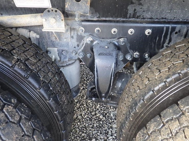 2019-freightliner-m2-15'-t/a-dump-truck-image-11