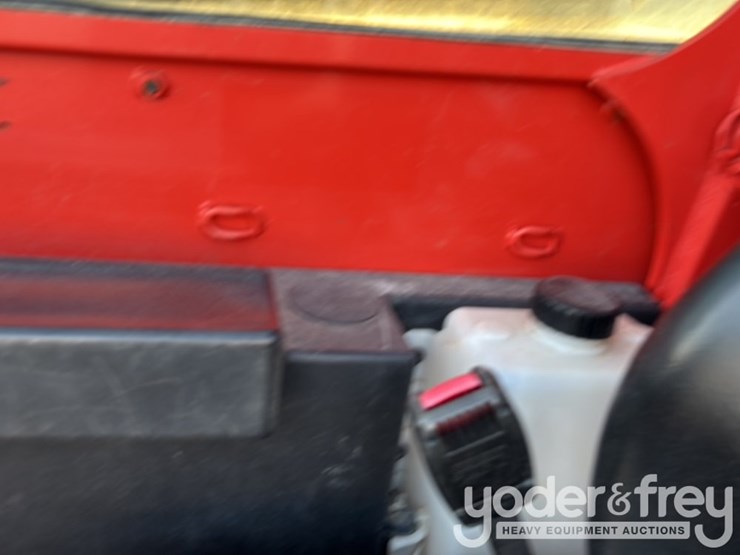 2018-skyjack-sj1056-image-45