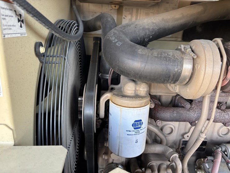 2008-ingersoll-rand-p185-image-19