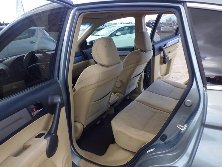 2011-honda-crv-image-7