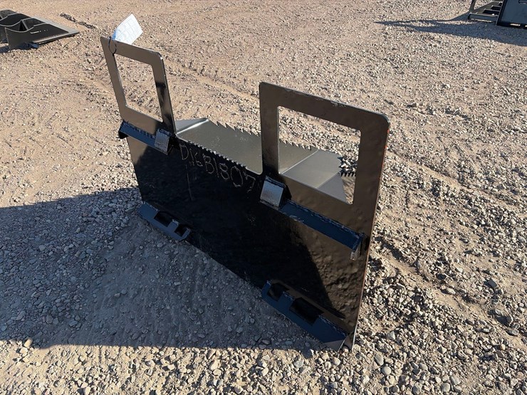 skid-steer-spade-bucket-image-3