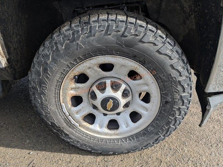 2017-chevrolet-silverado-3500-image-48