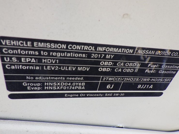 2017-nissan-nv2500-image-12