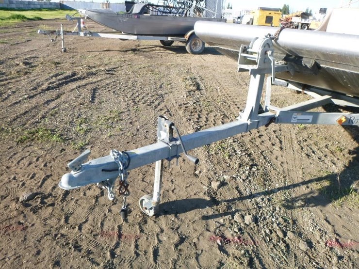 2001-unknown-trailer-image-28