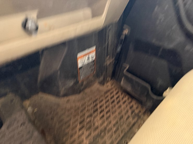 john-deere-gator-image-45