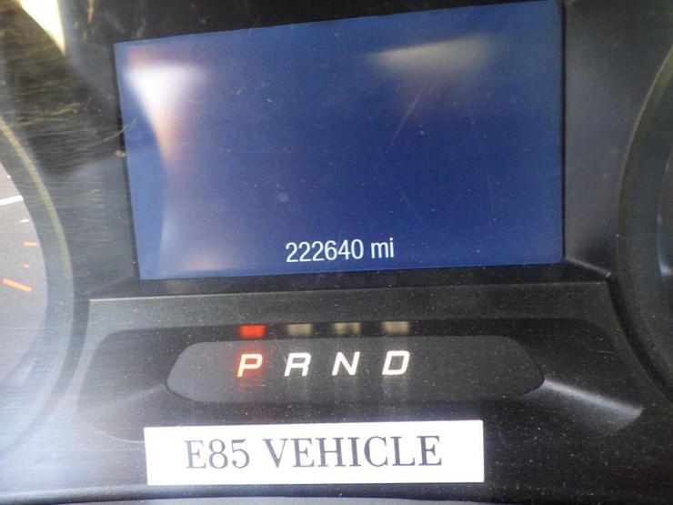 2015-ford-explorer-image-14