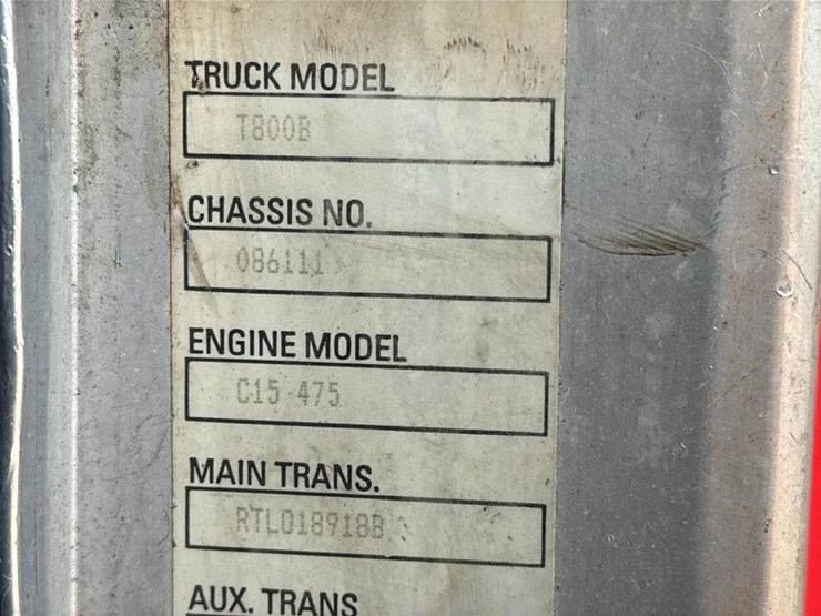 2005-kenworth-t800-image-13