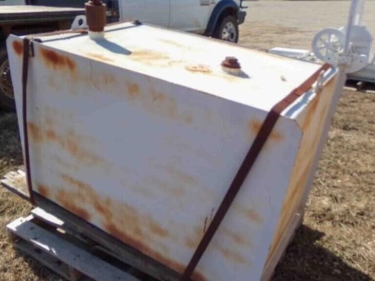 fuel-tank-52"-x-30"-x-15"-image-3