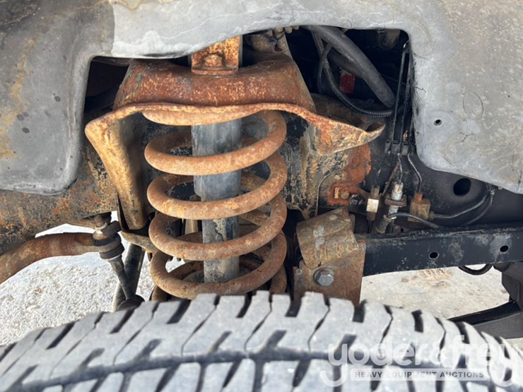 2004-dodge-ram-3500-image-25