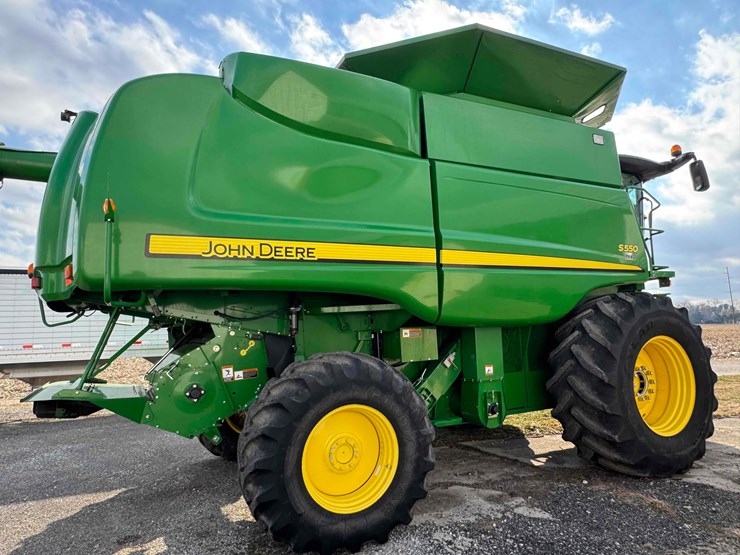 2013-john-deere-s550-image-8
