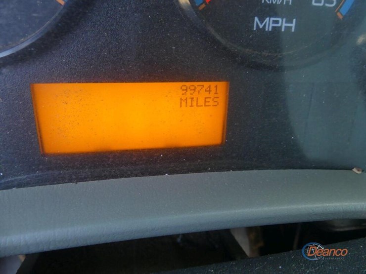 2011-international-durastar-4300-image-17