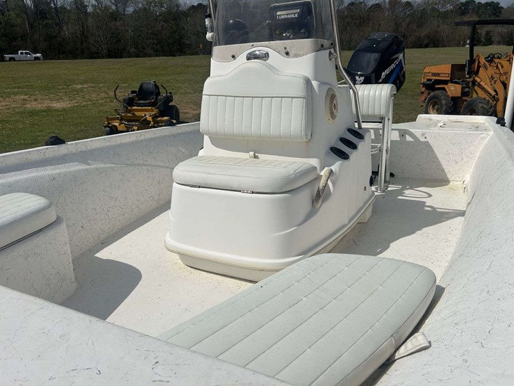 2006-mako-210cc-boat-250hp-mercury-image-22