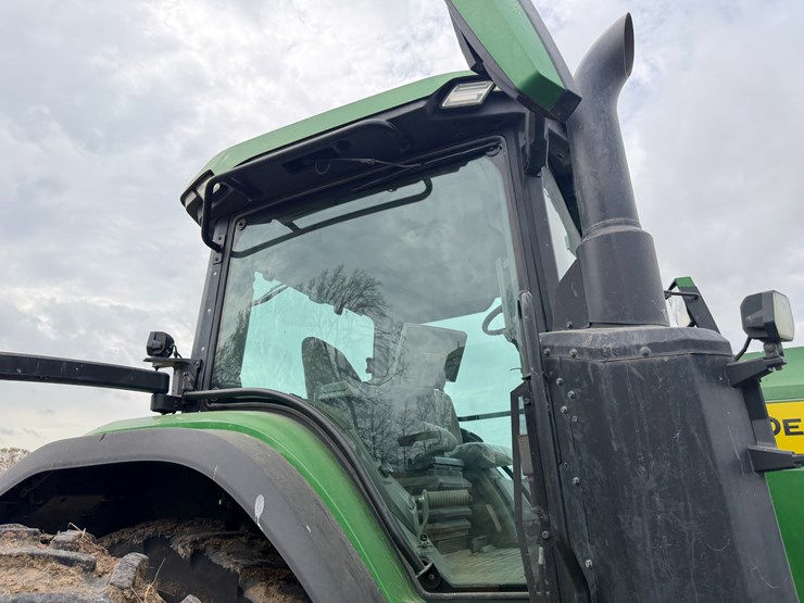 2023-john-deere-8r-310-image-43