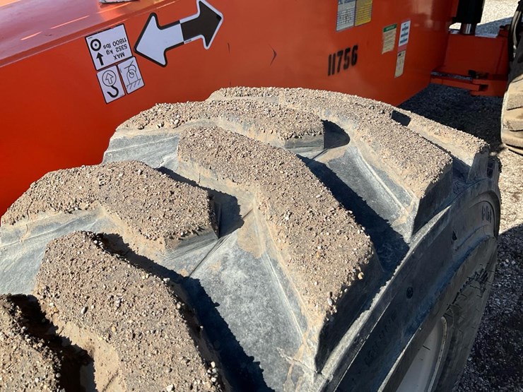 2004-jlg-600s-image-22