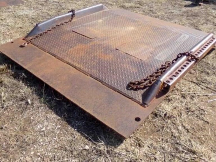 meatal-drive-over,-6'-x82"-image-4