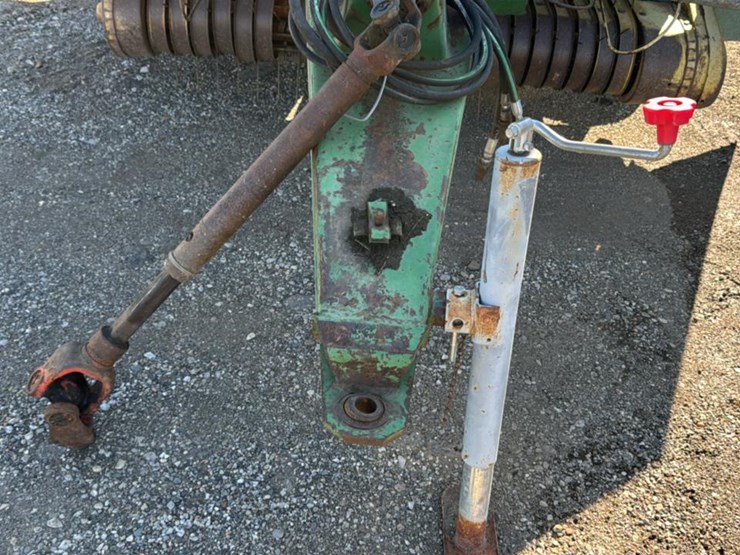 john-deere-510-image-21