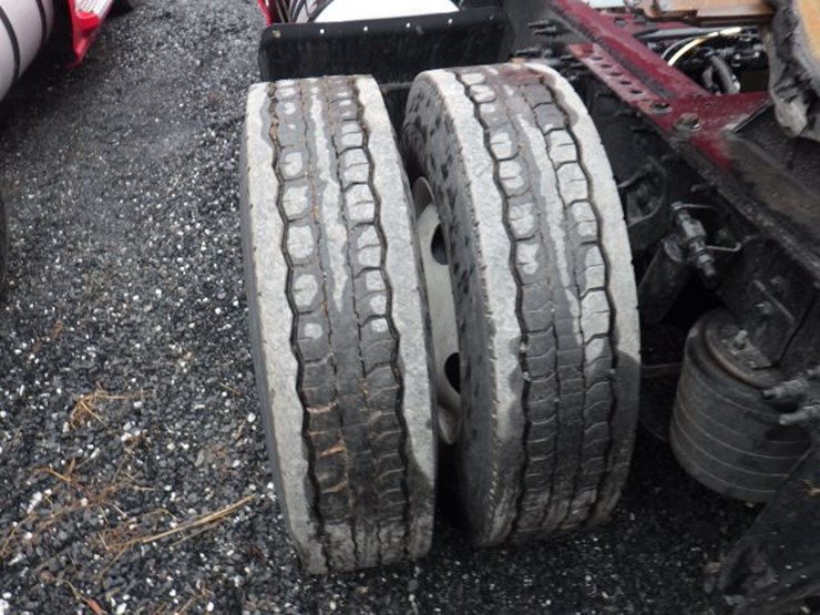 2018-international-prostar-image-12