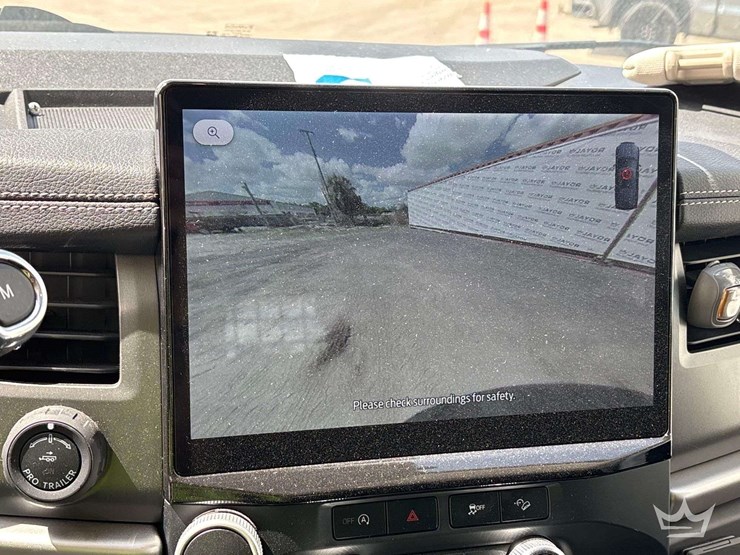 2024-ford-expedition-image-16