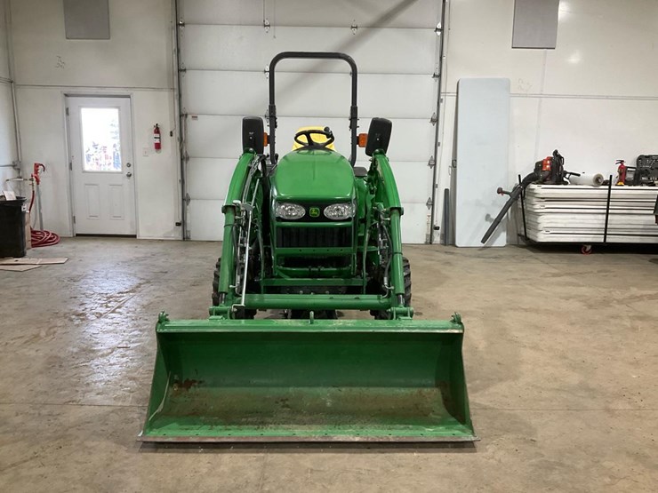 2010-john-deere-3520-image-8