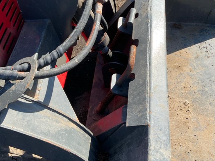 #1050-•-2024-eingp-mini-skid-steer-image-9