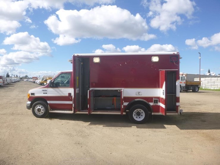 2005-ford-e450-image-5