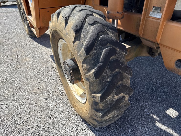 lull-644b-42-image-22