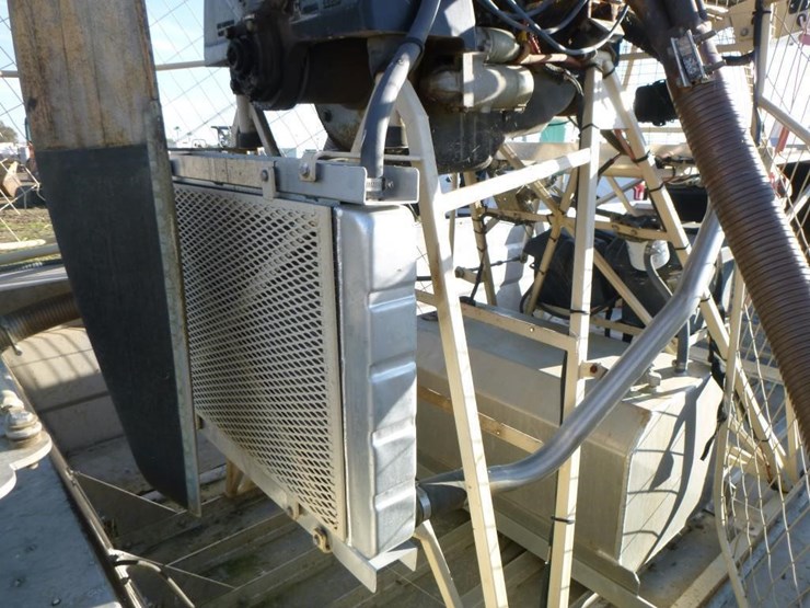 2001-unknown-trailer-image-23