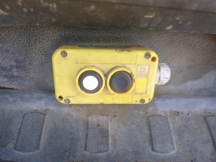 2012-ford-f550-image-8