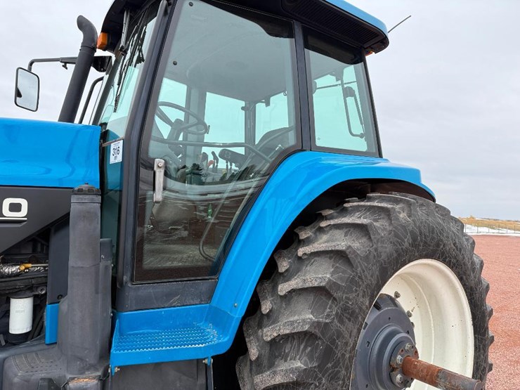 new-holland-8770-image-14