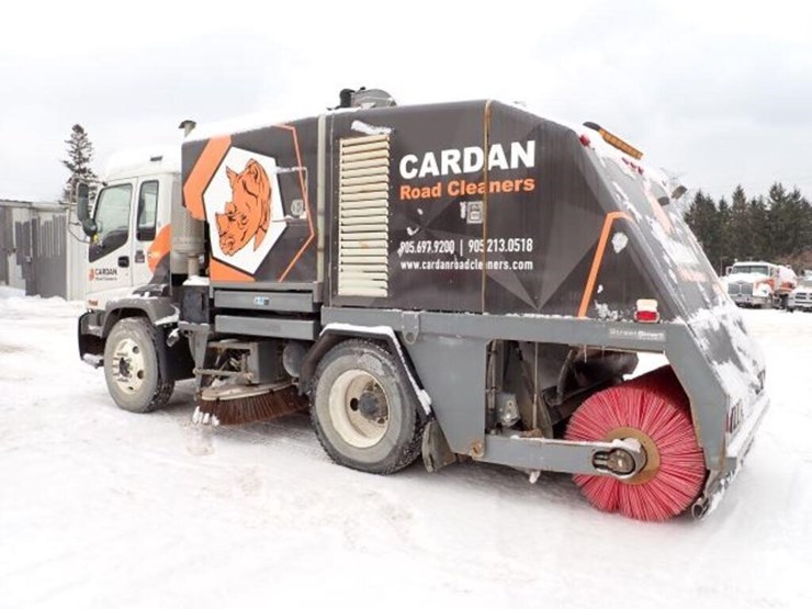 2004-gmc-t7500-image-8