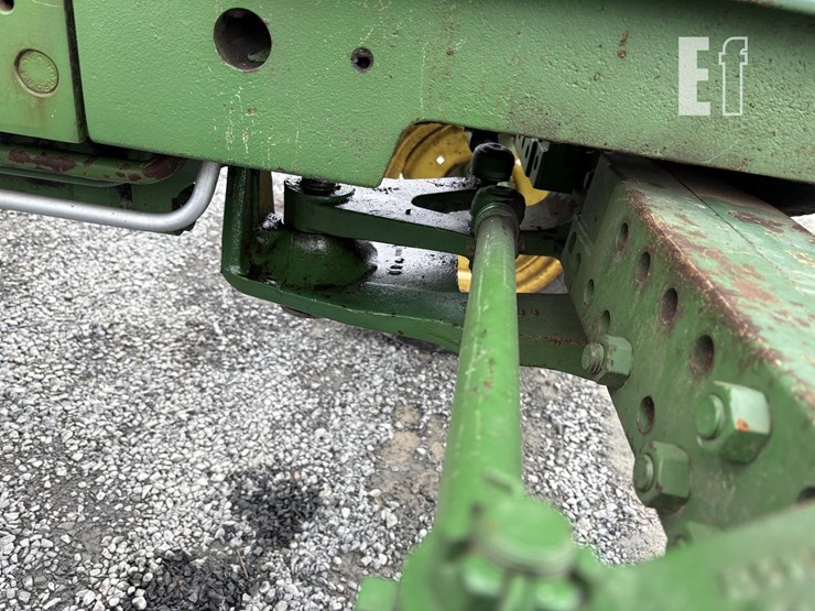 john-deere-2840-image-6