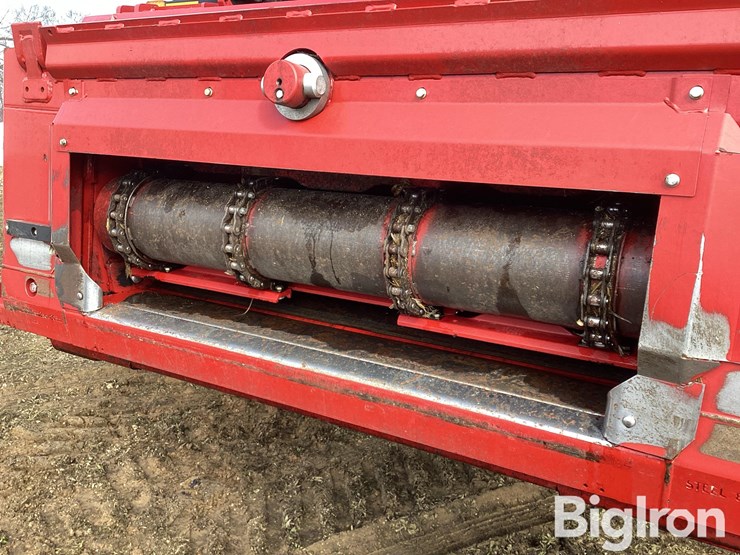 2024-case-ih-8250-image-11