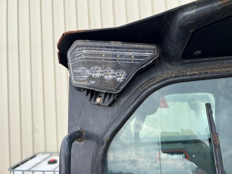 2021-bobcat-s66-image-19